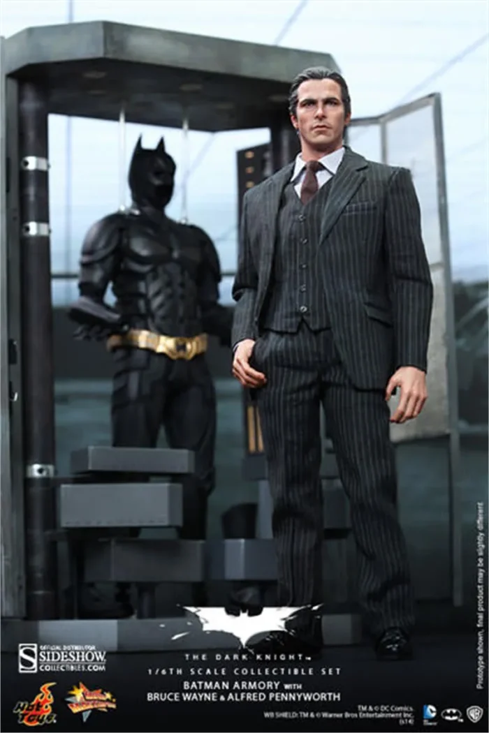 Batman Armory With Alfred And Bruce Figure Set - Görsel 17