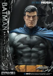 DC Comics: Batman Hush - Deluxe Batcave Batman Statue Bonus Version - Görsel 11