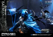 DC Comics: Batman Hush - Deluxe Batcave Batman Statue Bonus Version - Görsel 19
