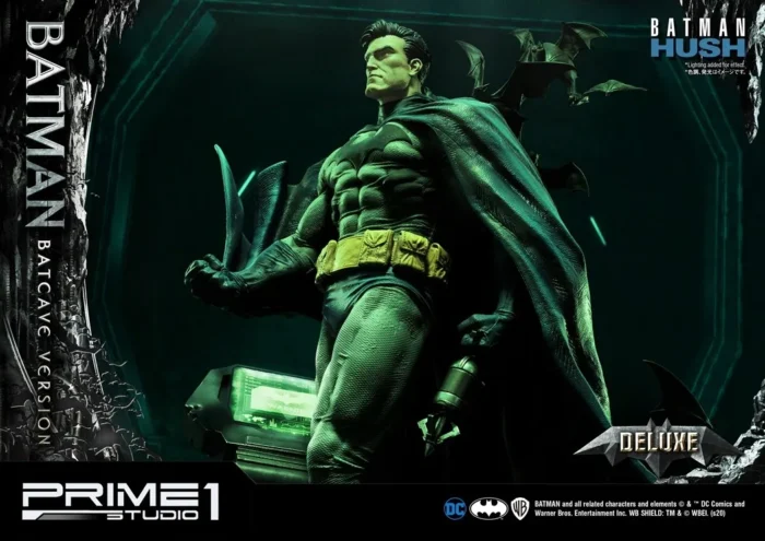 DC Comics: Batman Hush - Deluxe Batcave Batman Statue Bonus Version - Görsel 21