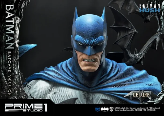 DC Comics: Batman Hush - Deluxe Batcave Batman Statue Bonus Version - Görsel 23