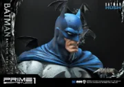 DC Comics: Batman Hush - Deluxe Batcave Batman Statue Bonus Version - Görsel 28