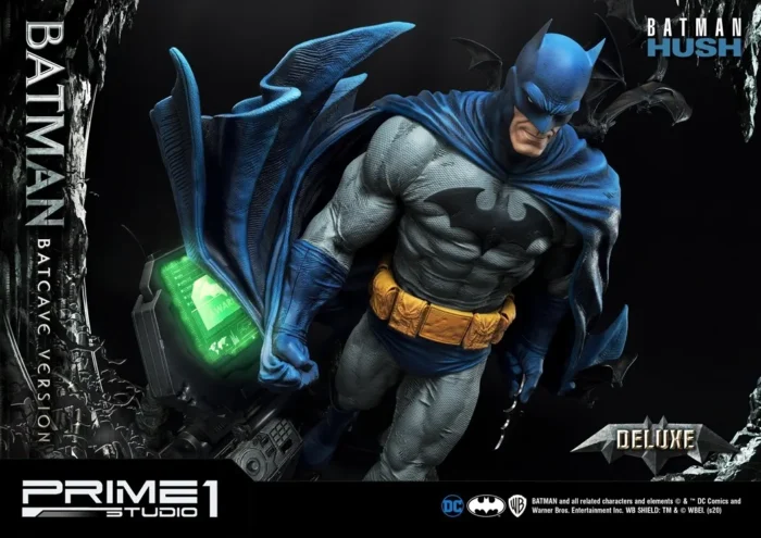 DC Comics: Batman Hush - Deluxe Batcave Batman Statue Bonus Version - Görsel 31