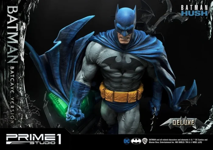 DC Comics: Batman Hush - Deluxe Batcave Batman Statue Bonus Version - Görsel 32
