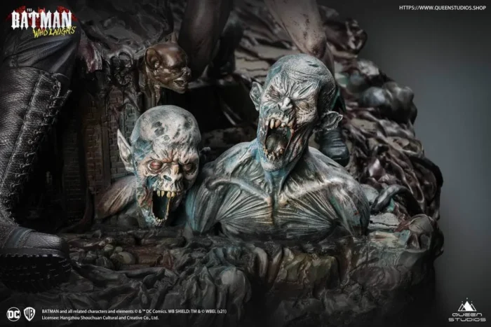 DC Comics: The Batman Who Laughs 1:4 Scale Statue - Görsel 8