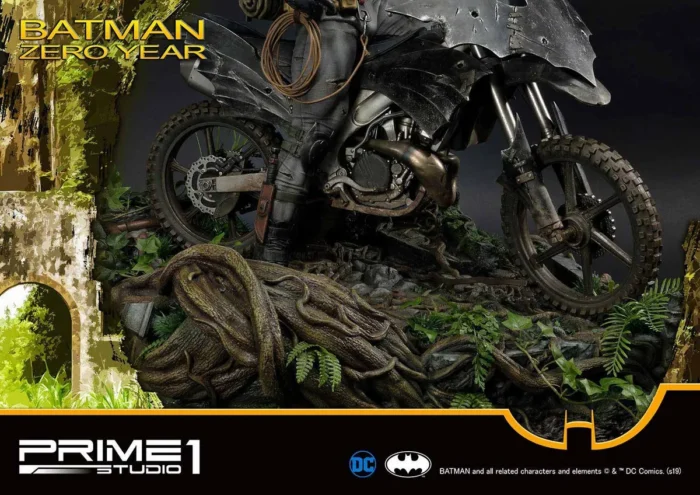 Ultimate Museum Masterline Batman (Comics) Batman Zero Year - Görsel 18